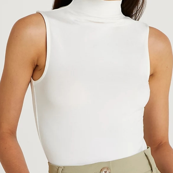 REFORMATION draped mock neck top - Picture 4 of 7